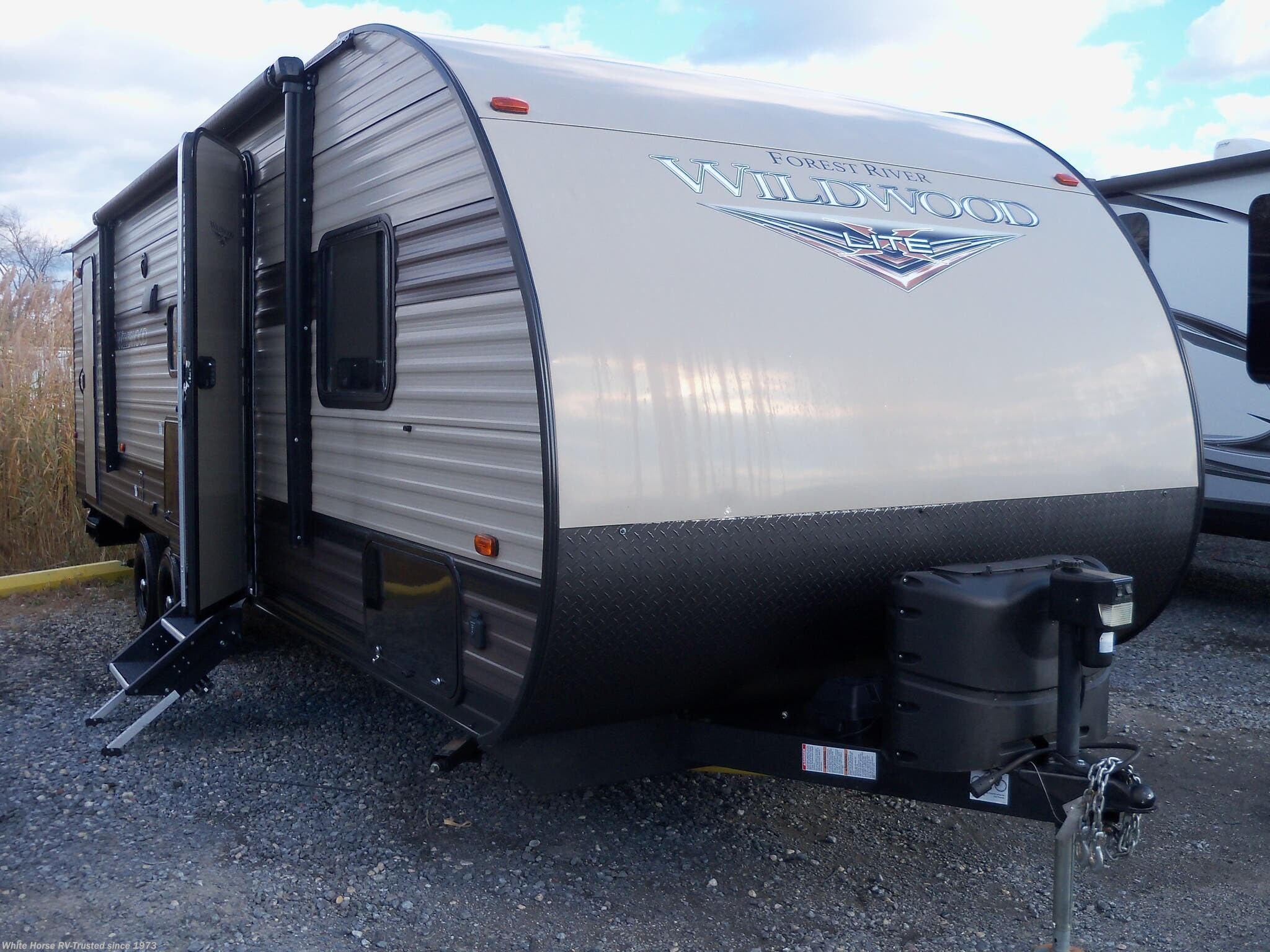 Used 2020 Forest River Wildwood X-Lite 263BHXL available in Williamstown, New Jersey