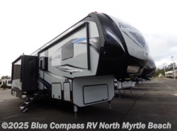 New 2019 Keystone Avalanche 395BH available in Longs, South Carolina