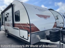 Used 2024 Gulf Stream Vista Cruiser 19CSK available in Bradenton, Florida