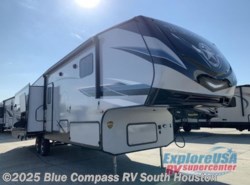 New 2021 CrossRoads Texan 326RK available in Houston, Texas
