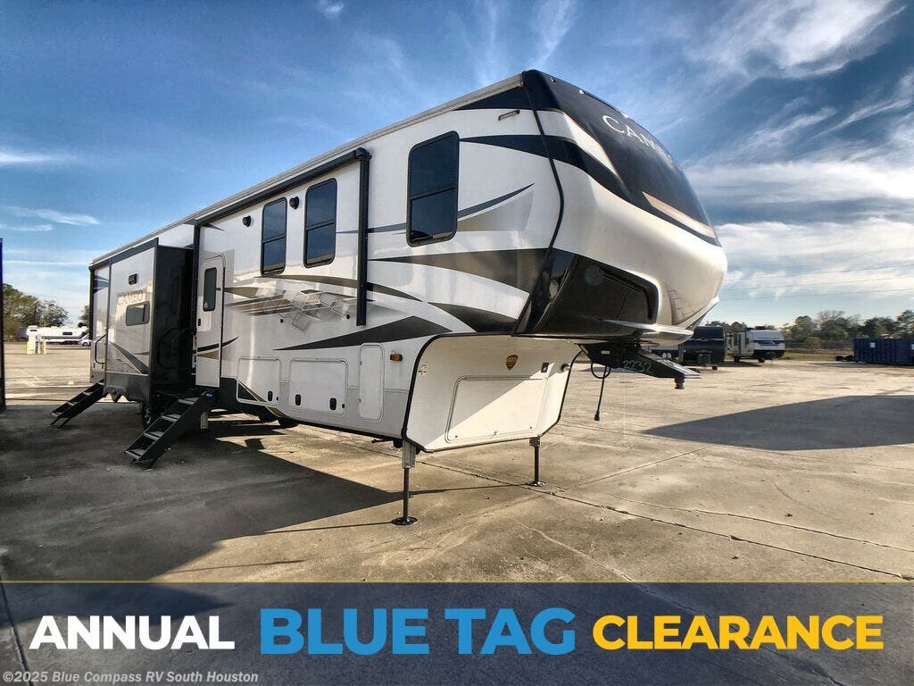 Used 2023 CrossRoads Cameo CE4051BH available in Alvin, Texas
