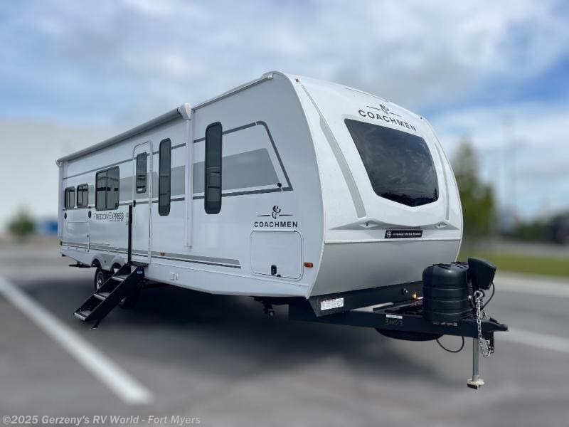 New 2026 Coachmen Freedom Express 274RKS available in Fort Myers, Florida