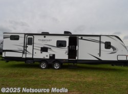 Used 2017 Keystone Passport Ultra Lite Grand Touring 3350BHWE available in Smyrna, Delaware