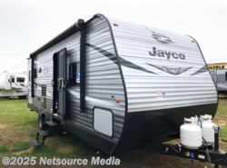 New 2020 Jayco Jay Flight SLX 245RLS available in Smyrna, Delaware