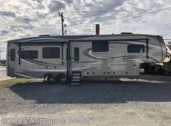 New 2019 Jayco Pinnacle 37MDQS available in Smyrna, Delaware