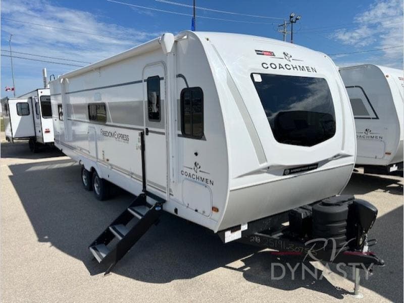 New 2025 Coachmen Freedom Express Ultra Lite 298FDS available in Bunker Hill, Indiana