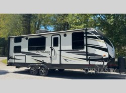 Used 2021 Keystone Outback Ultra Lite 244UBH available in Bunker Hill, Indiana