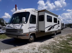 Used 2000 Georgie Boy Cruise Master 3515 available in Bushnell, Florida
