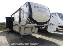 Used 2018 Keystone Montana High Country 385BR available in Clayton, Delaware