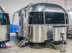 New 2019 Airstream Flying Cloud 25RB available in Fort Worth, Texas