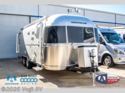 New 2019 Airstream International Signature 25RB available in Fort Worth, Texas