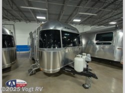 New 2020 Airstream Flying Cloud 25RB Twin available in Fort Worth, Texas