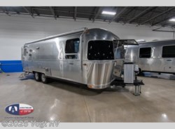 Used 2019 Airstream Flying Cloud 27FB Twin available in Fort Worth, Texas