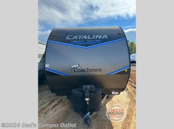Used 2022 Coachmen Catalina Legacy 323BHDSCK available in Gulfport, Mississippi