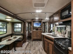 New 2019 Cruiser RV Radiance Ultra Lite R-24BH available in Haleyville, Alabama