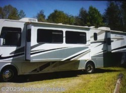 Used 2007 Thor Motor Coach Four Winds Hurricane 34N available in Cherryville, North Carolina