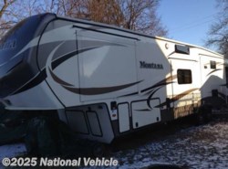 Used 2016 Keystone Montana 3950BR available in Naugatuck, Connecticut