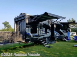 Used 2017 Keystone Fuzion 414 43' Fifth Wheel Toy Hauler available in Clarksville, Tennessee