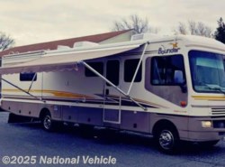 Used 2003 Fleetwood Bounder 35E available in Denton, Maryland