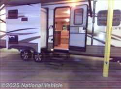 Used 2014 CrossRoads Cruiser Aire CAF27RL available in Watervliet, New York