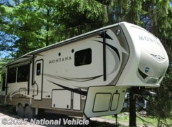 Used 2019 Keystone Montana 3120RL available in Waymart, Pennsylvania