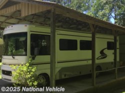 Used 2002 Winnebago Sunseeker 30B available in Gilbertown, Alabama