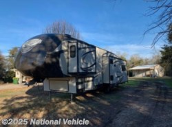 Used 2015 Forest River Salem Hemisphere Lite 327RES available in North Zulch, Texas