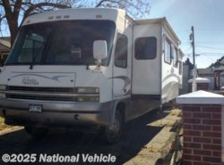 Used 2001 Georgie Boy Cruise Master 3515DS available in Denver, Colorado