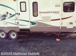 Used 2004 Keystone Montana Mountaineer 305FKS available in Gettysburg, Pennsylvania