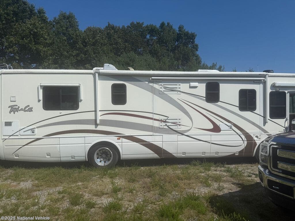 Used 2003 National RV Tropi-Cal 370 available in Galloway, New Jersey