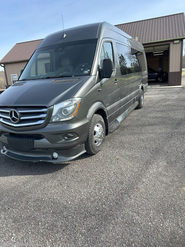 Used 2017 Midwest Daycruiser available in Lake Ariel, Pennsylvania