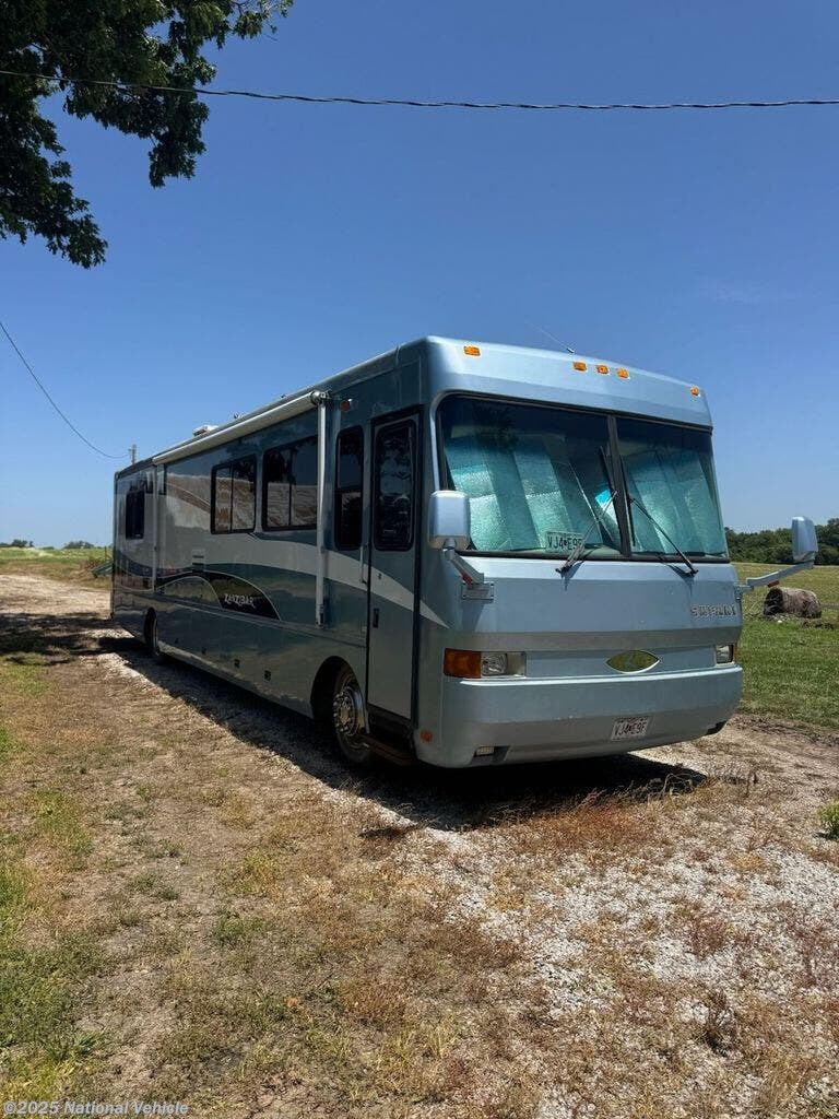 Used 2000 Safari Zanzibar 3896 available in Butler, Missouri