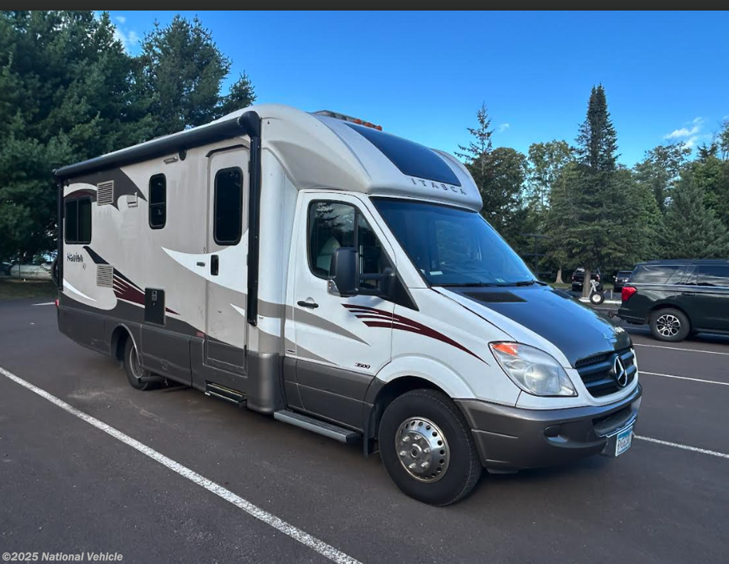 Used 2014 Itasca Navion iQ 24G available in Buffalo, Minnesota