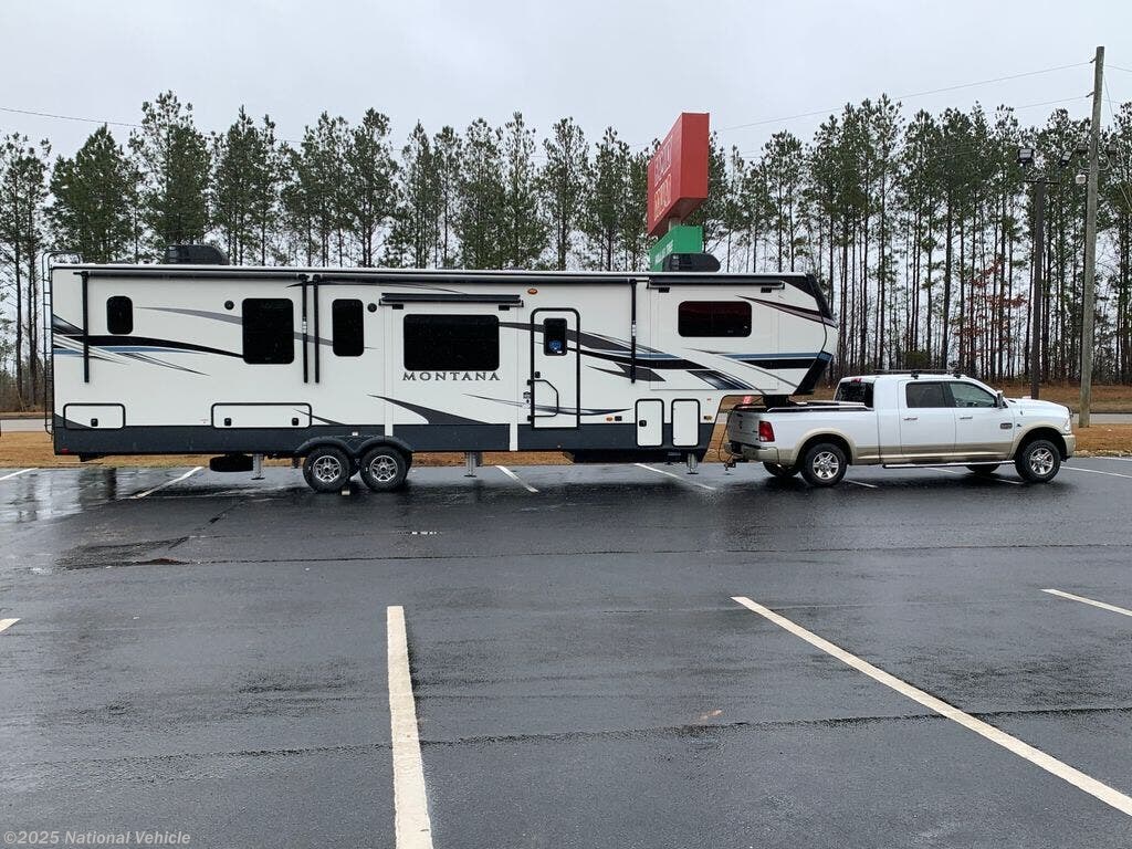 Used 2021 Keystone Montana Legacy Edition 3761FL available in Andalusia, Alabama