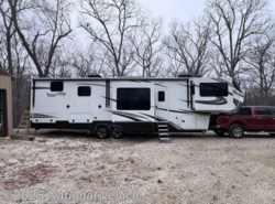 Used 2022 Grand Design Solitude 382WB-R available in Leslie, Missouri