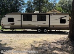Used 2019 Forest River Wildwood X-Lite 273QBXL available in Splendora, Texas