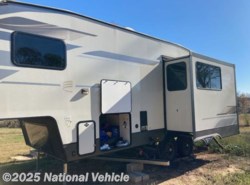 Used 2024 Cruiser RV Essence 25RK available in Hughes Springs, Texas