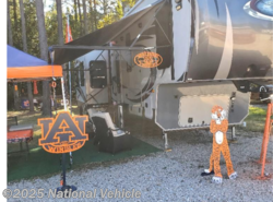 Used 2014 Palomino Columbus 365RL available in Tallassee, Alabama