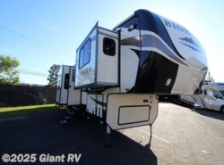 New 2019 Heartland Bighorn Traveler 39FL available in Downey, California