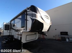 Used 2018 Heartland Bighorn Traveler 32RS available in Downey, California