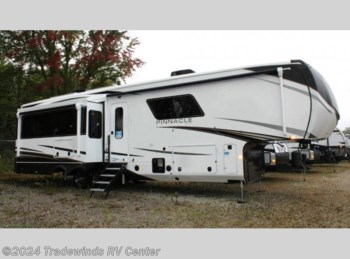 New 2024 Jayco Pinnacle 36FBTS available in Clio, Michigan