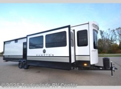 New 2026 CrossRoads Hampton 372FDB available in Clio, Michigan