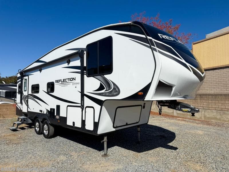 Used 2021 Grand Design Reflection 150 Series 260RD available in Rocklin, California