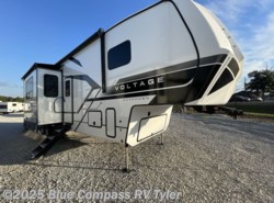 New 2026 Dutchmen Voltage V-Series 3850 available in Tyler, Texas