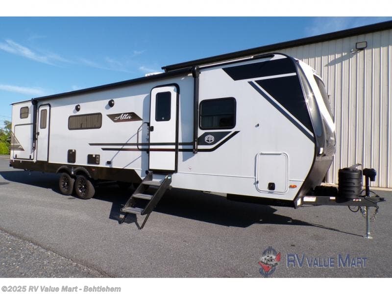 New 2026 East to West Alta 3150KBH available in Bath, Pennsylvania