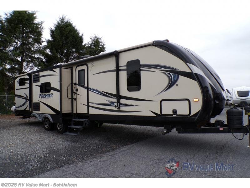 Used 2017 Keystone Premier Ultra Lite 34BHPR available in Bath, Pennsylvania