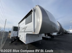 New 2026 Heartland Sundance 29RLCS available in Eureka, Missouri