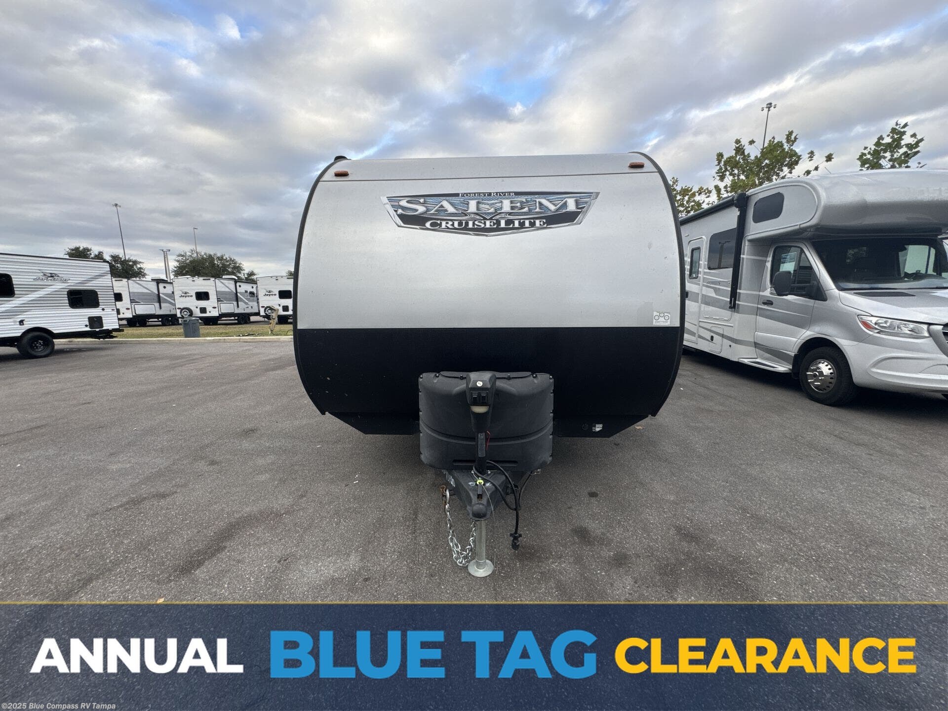 Used 2022 Forest River Salem Cruise Lite T273QBXL available in Dover, Florida