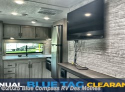 Used 2025 Coachmen Catalina Legacy Edition 263FKDS available in Altoona, Iowa