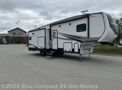 Used 2023 CrossRoads Cruiser Aire CR28RD available in Altoona, Iowa